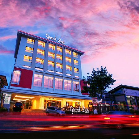 Готель Grand Zuri Malioboro Джок'якарта Екстер'єр фото